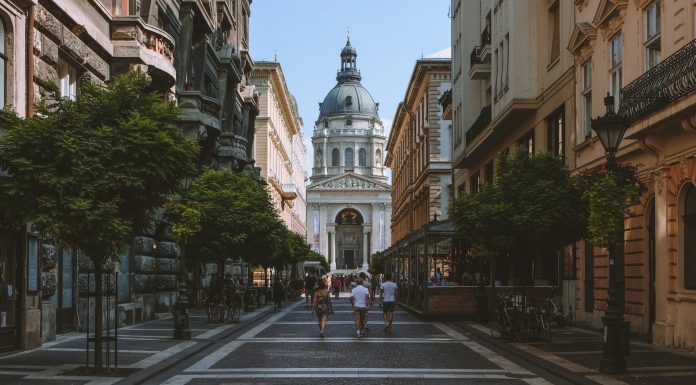 erős belföldi turizmus hajtja a magyarországi hotelpiacot